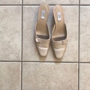 Ann Taylor Loft shoes Size 8M